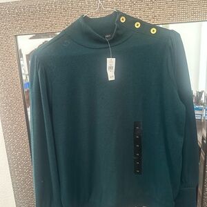 NWT Women’s banana republic Green Sweater with gold Button Detail